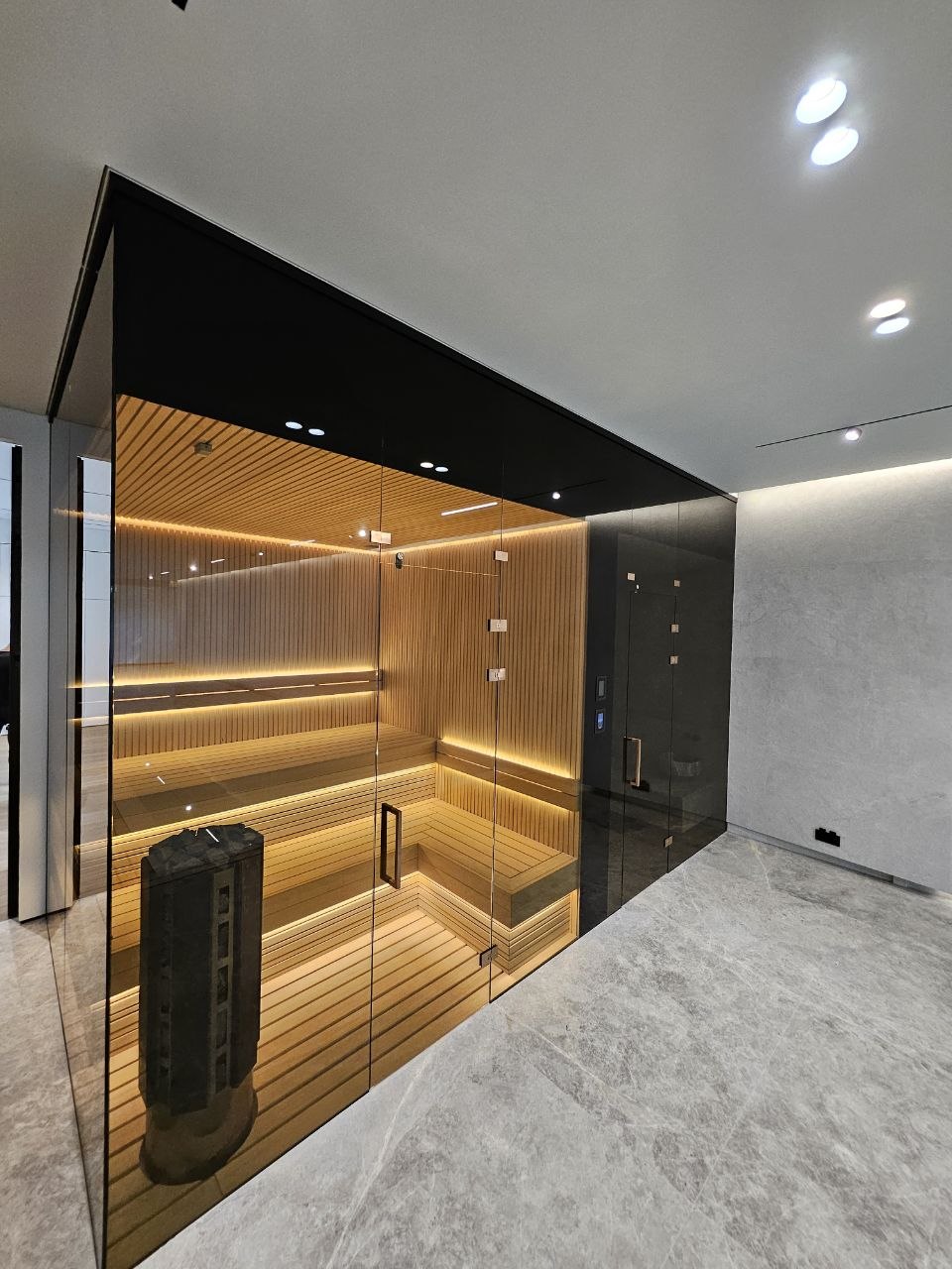 Стеклянная сауна под ключ